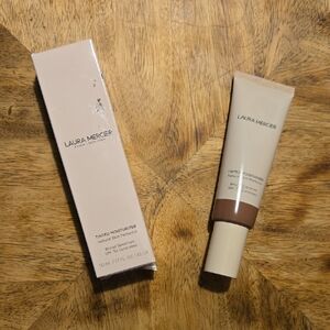 Laura Mercier Tinted Moisturizer